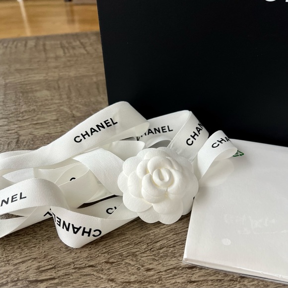 Authentic Chanel Large Magnetic Box Gift Set - Picture 15 of 15